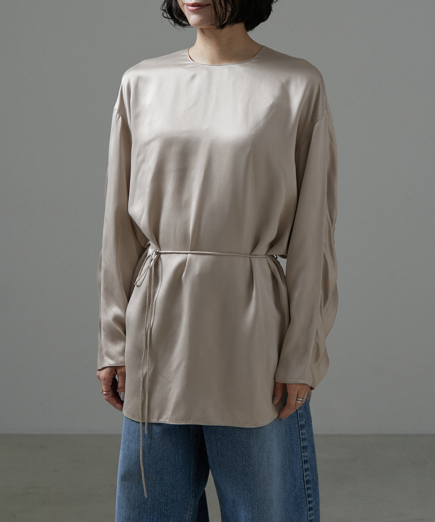 SALON adam et rope'「[24AW]GENTLE SILK ラウンドヘムTブラウスセットアップ対応】」|シャツ・ブラウス|