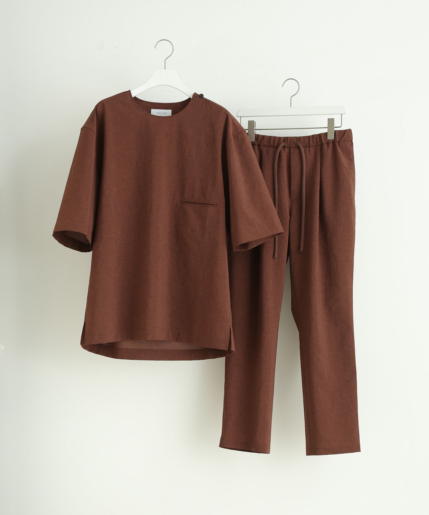 ADAM ET ROPE'「【2点セット】Tシャツ セットアップ /速乾 / 冷感 / イージーケア / ユニセックス」|スーツ|