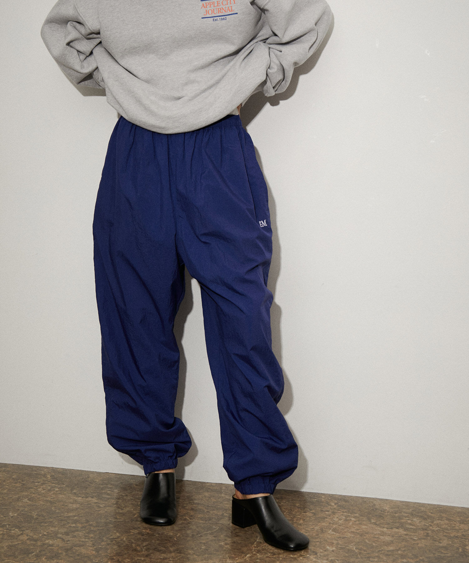 ADAM ET ROPE'「【PARROTT CANVAS】PCM NYLON EASY PANTS」|その他|ブルー(44)