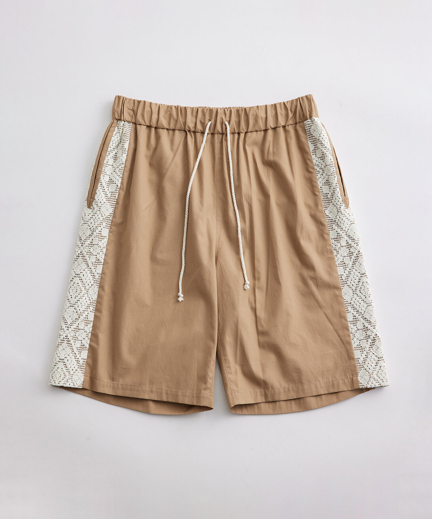 ADAM ET ROPE'「サイドレース ライン ワイドショーツ / セットアップ対応 / ユニセックス」|その他|ベージュ(27)