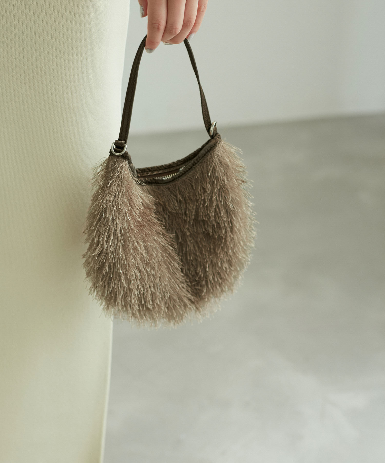 ADAM ET ROPE'「【サステナブル】フリンジミニチェーンバッグ」|ショルダー・メッセンジャー|