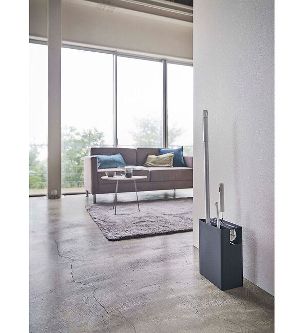 collex「【tower/タワー】 クリーナーツールオーガナイザー」|食器・キッチングッズ|ブラック