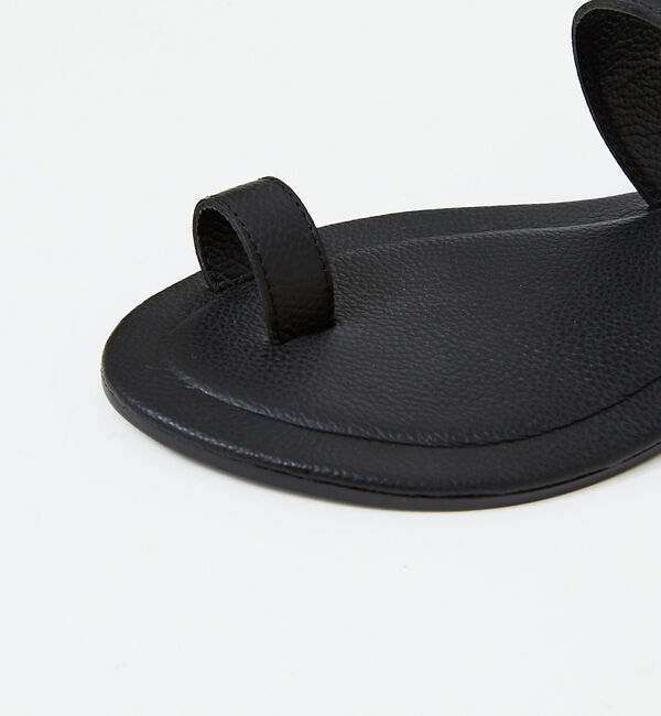 AU BANNISTER「【販売店舗限定】サムホルダーフラットサンダル」|サンダル|