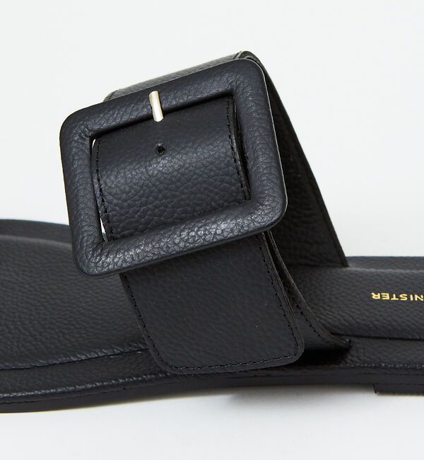 AU BANNISTER「【販売店舗限定】サムホルダーフラットサンダル」|サンダル|