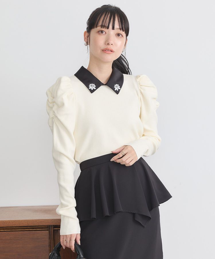 earth music&ecology「襟ビジュー付きニットプルオーバー」|ニット・セーター|