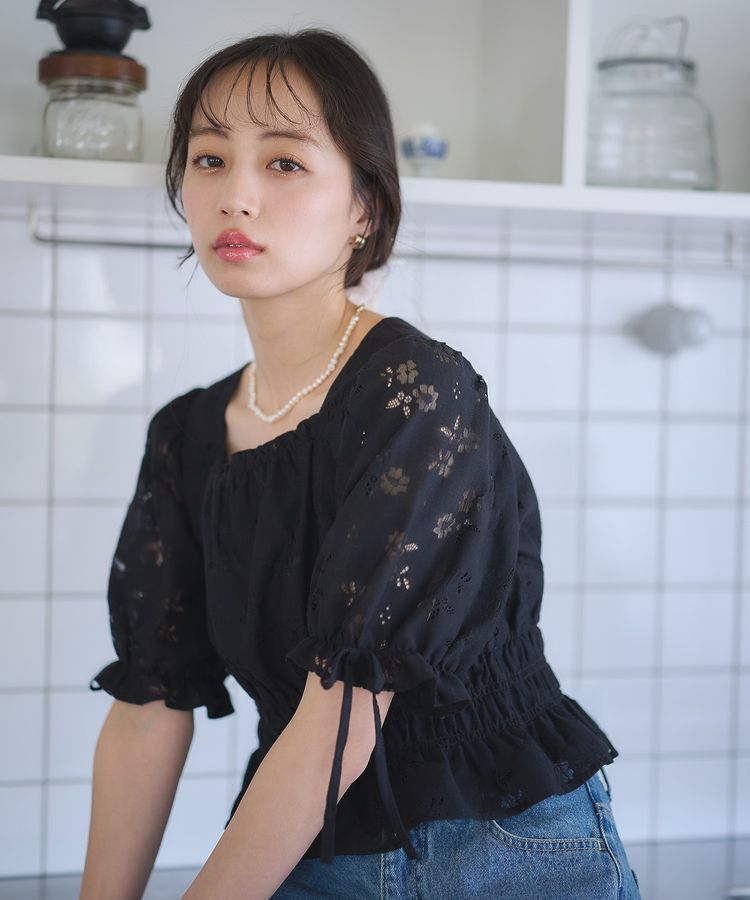 earth music&ecology「透かし花柄ブラウス」|シャツ・ブラウス|