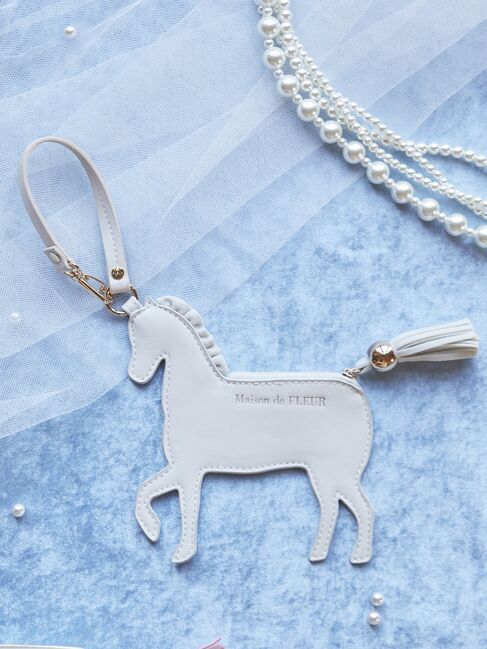 Maison de FLEUR「ポニーチャーム」|その他|アイボリー