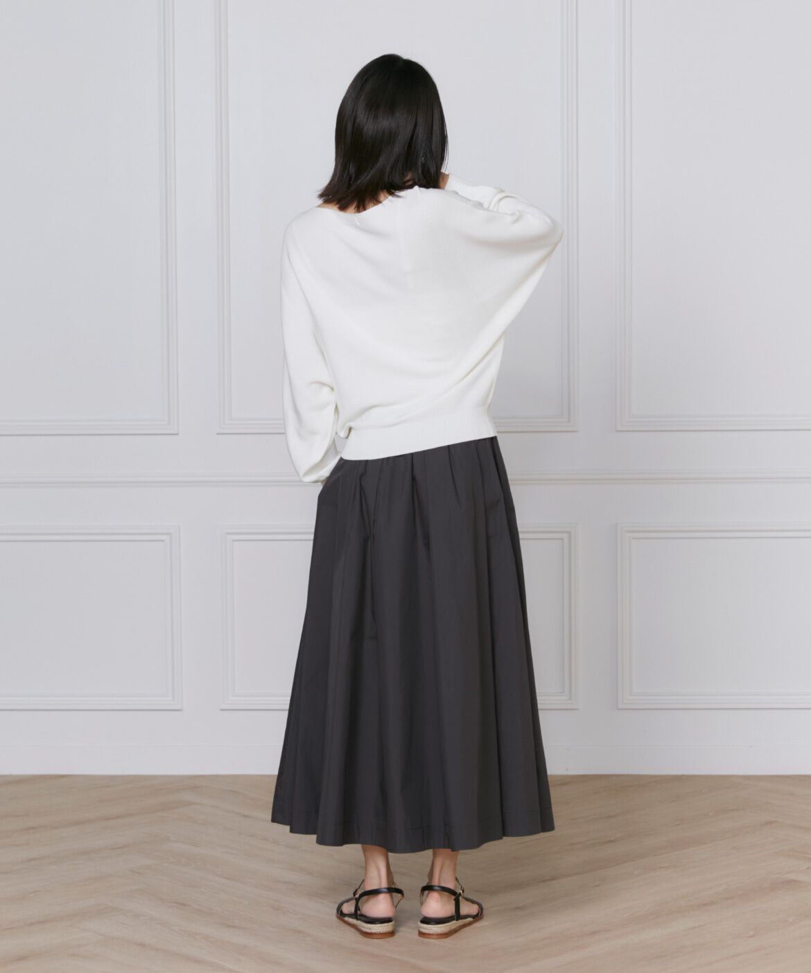 INED「《大きいサイズ》タックスカート」|フレア|