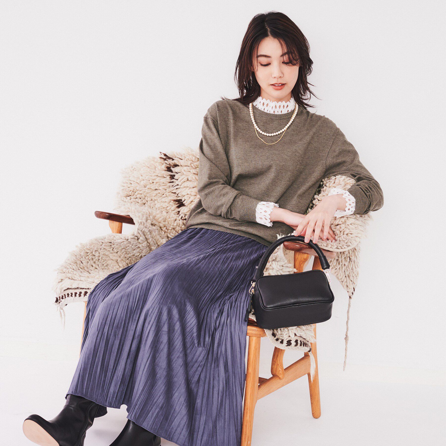 UNTITLED「【レース取り外し可能/2WAY】薄手レーヨン混ストレッチ プルオーバーニット」|ニット・セーター|