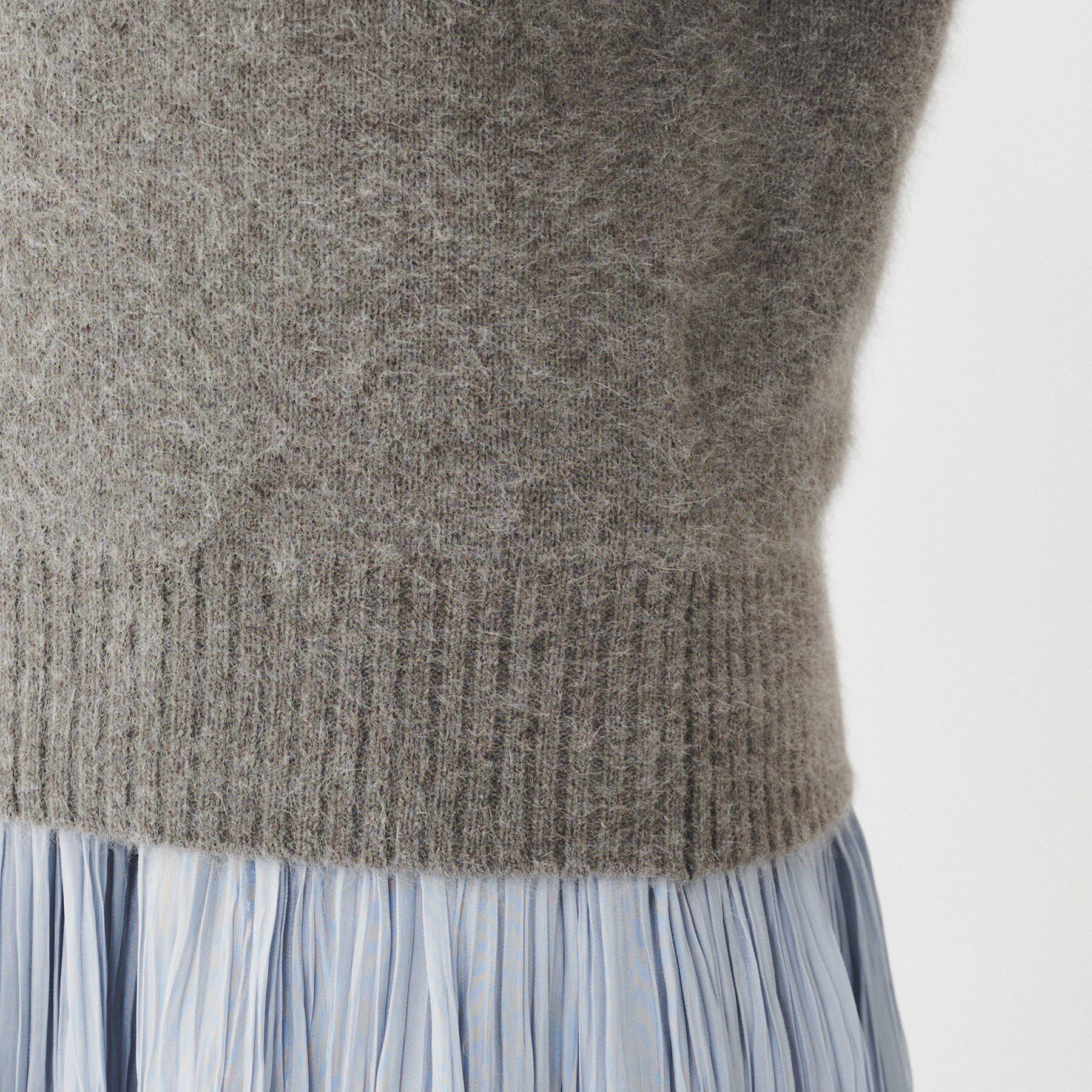 UNTITLED「ウールフォックス クルーネックプルオーバーニット」|ニット・セーター|