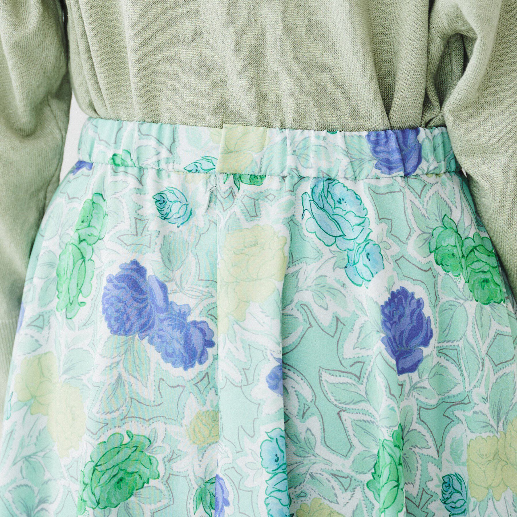 UNTITLED「【セットアップ可能】オールドフラワー プリントスカート」|スカート|