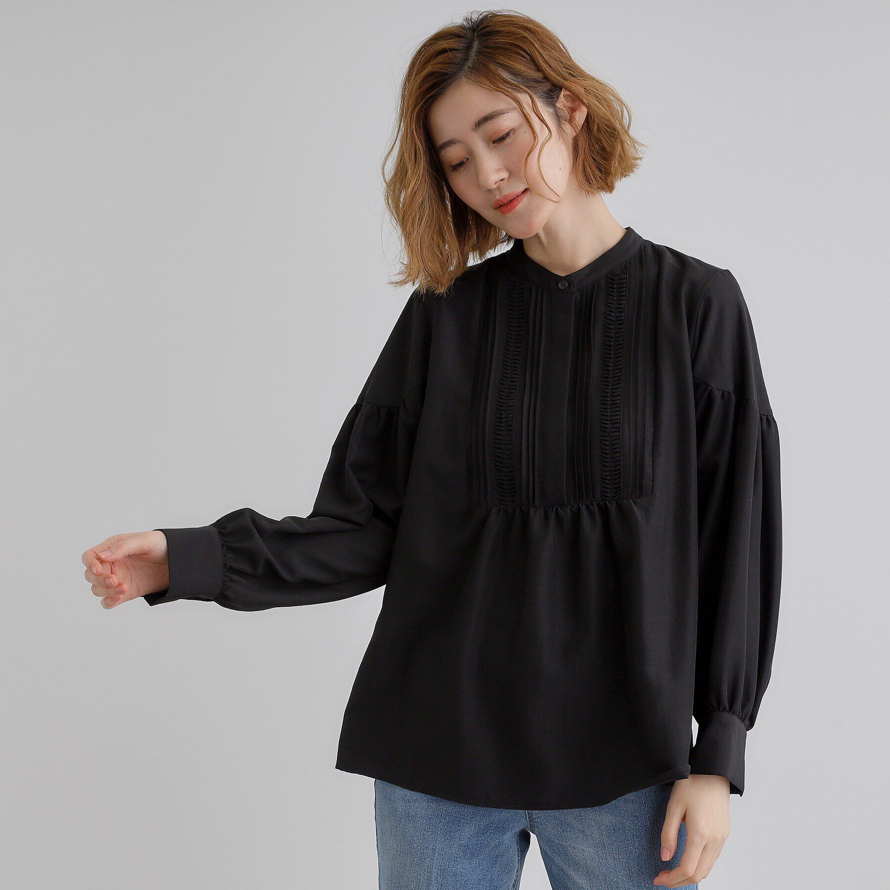 grove「ピンタックボリュームスリーブブラウス」|シャツ・ブラウス|ブラック(019)