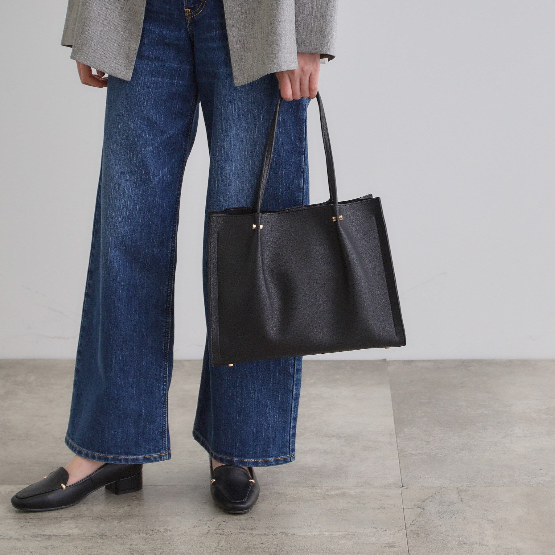 grove「【雑誌掲載】タックハンドルスクエア2WAYトート」|トートバッグ|ブラック(019)