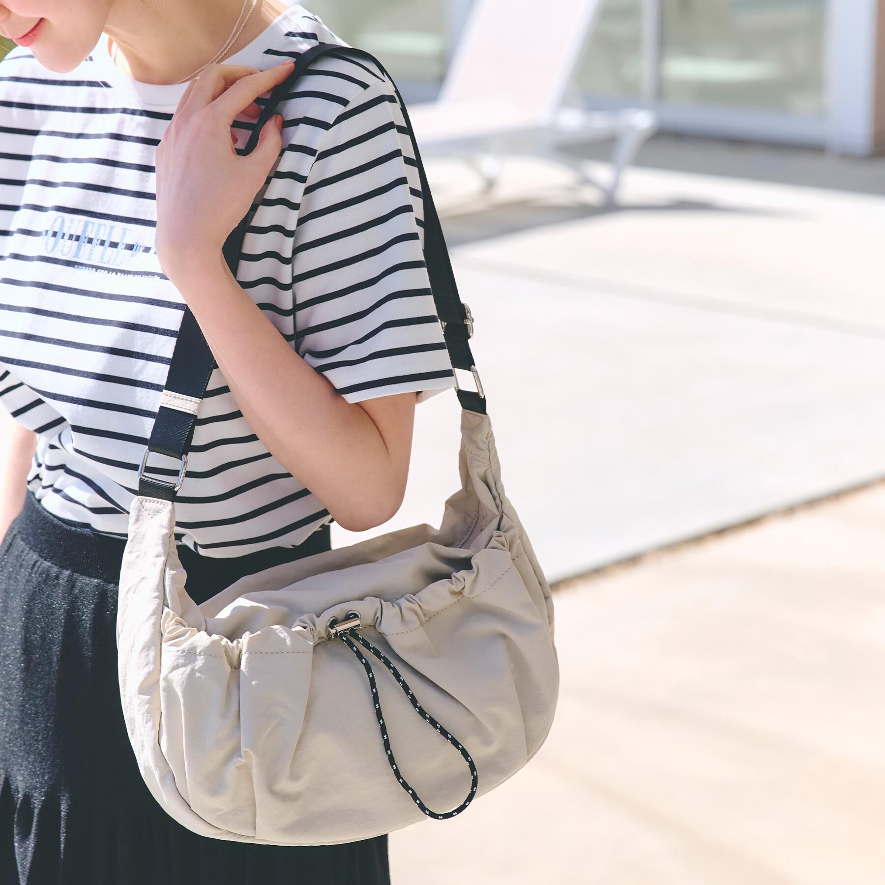 grove「ドロストポケットナイロンショルダー」|ショルダー・メッセンジャー|ライトベージュ(05