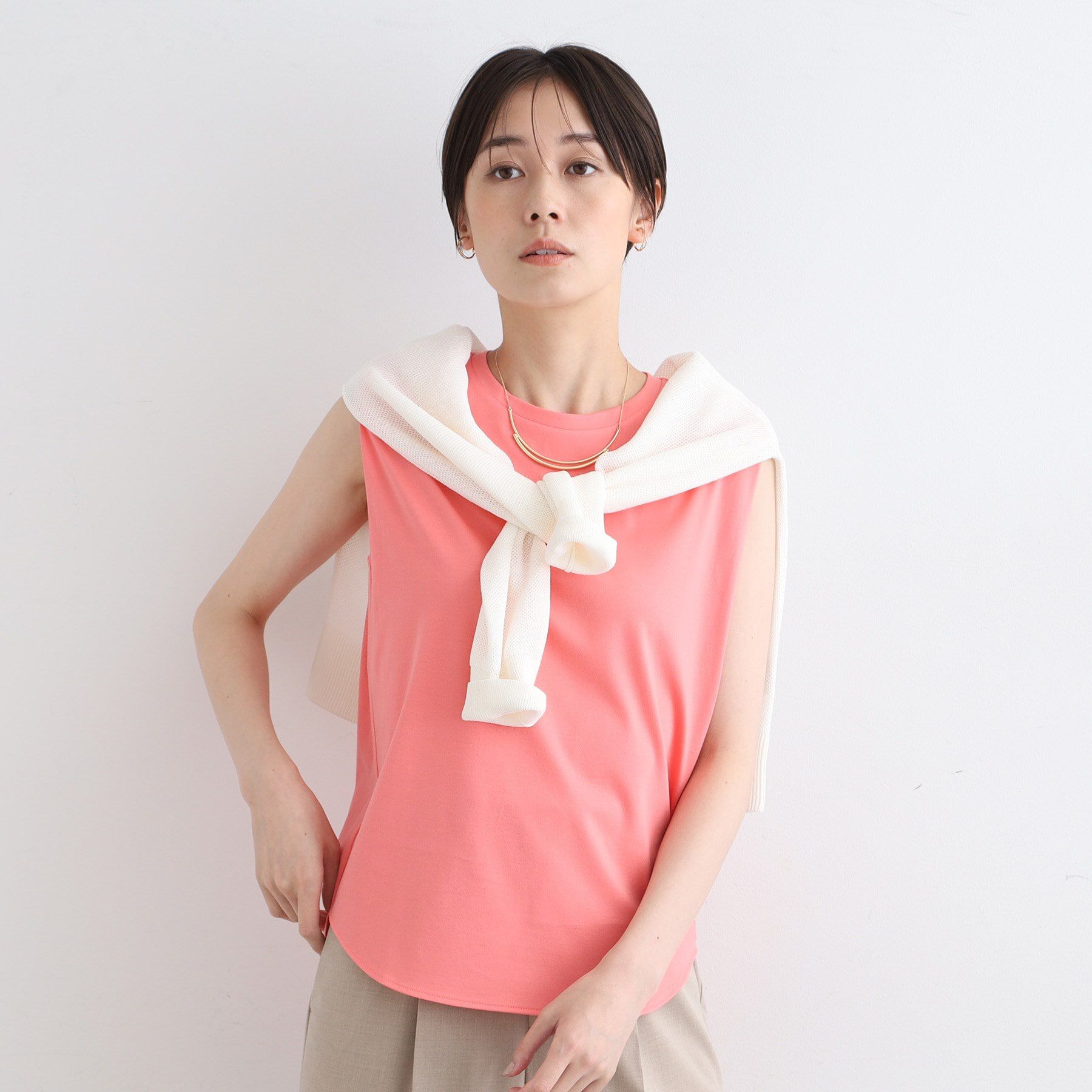 INDIVI「【洗える】タックデザインノースリーブTシャツ」|Tシャツ・カットソー|ライトピンク(070