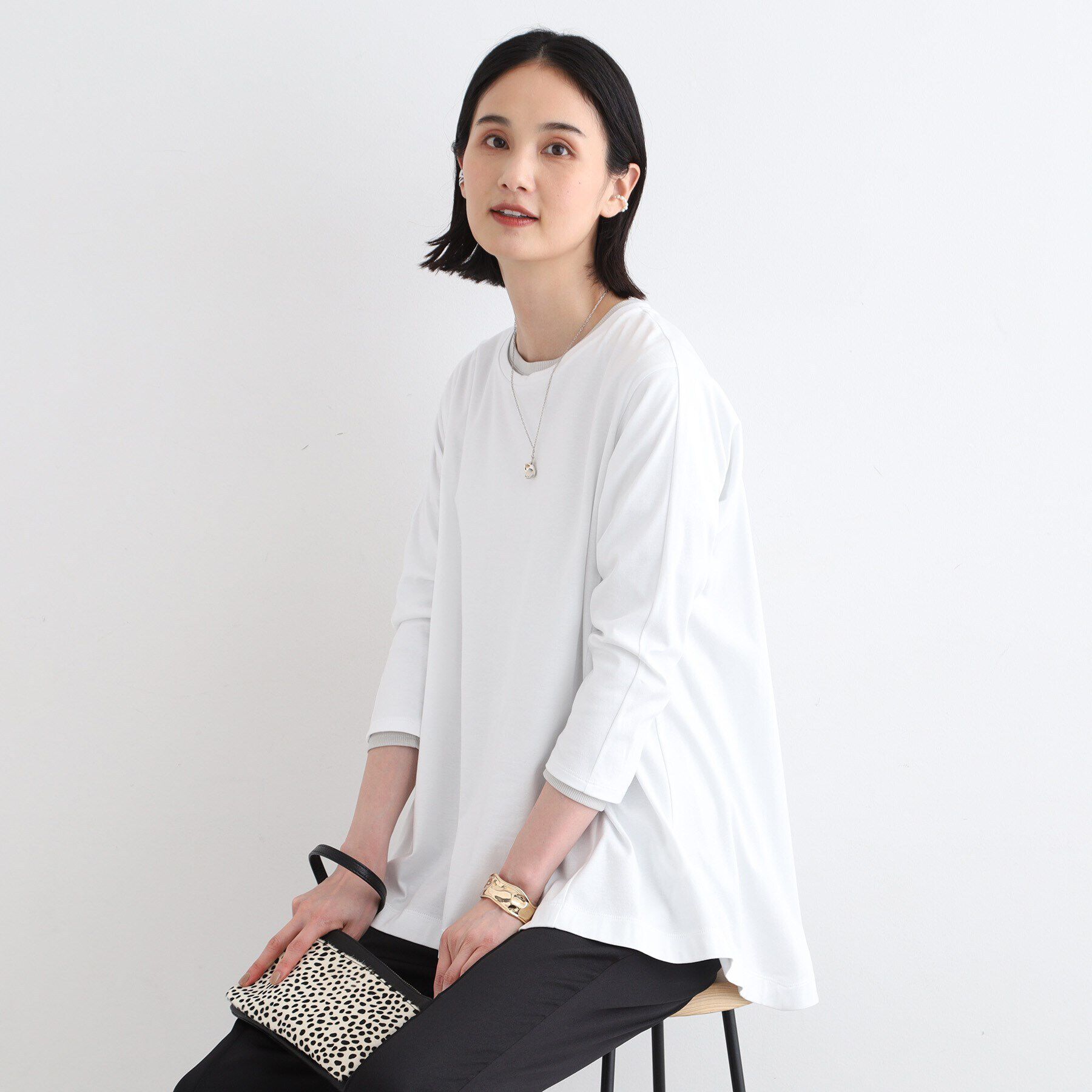 INDIVI「【洗える／キレイめ/日本製】バックフレア ロングTシャツ」|Tシャツ・カットソー|ホワイト(001)