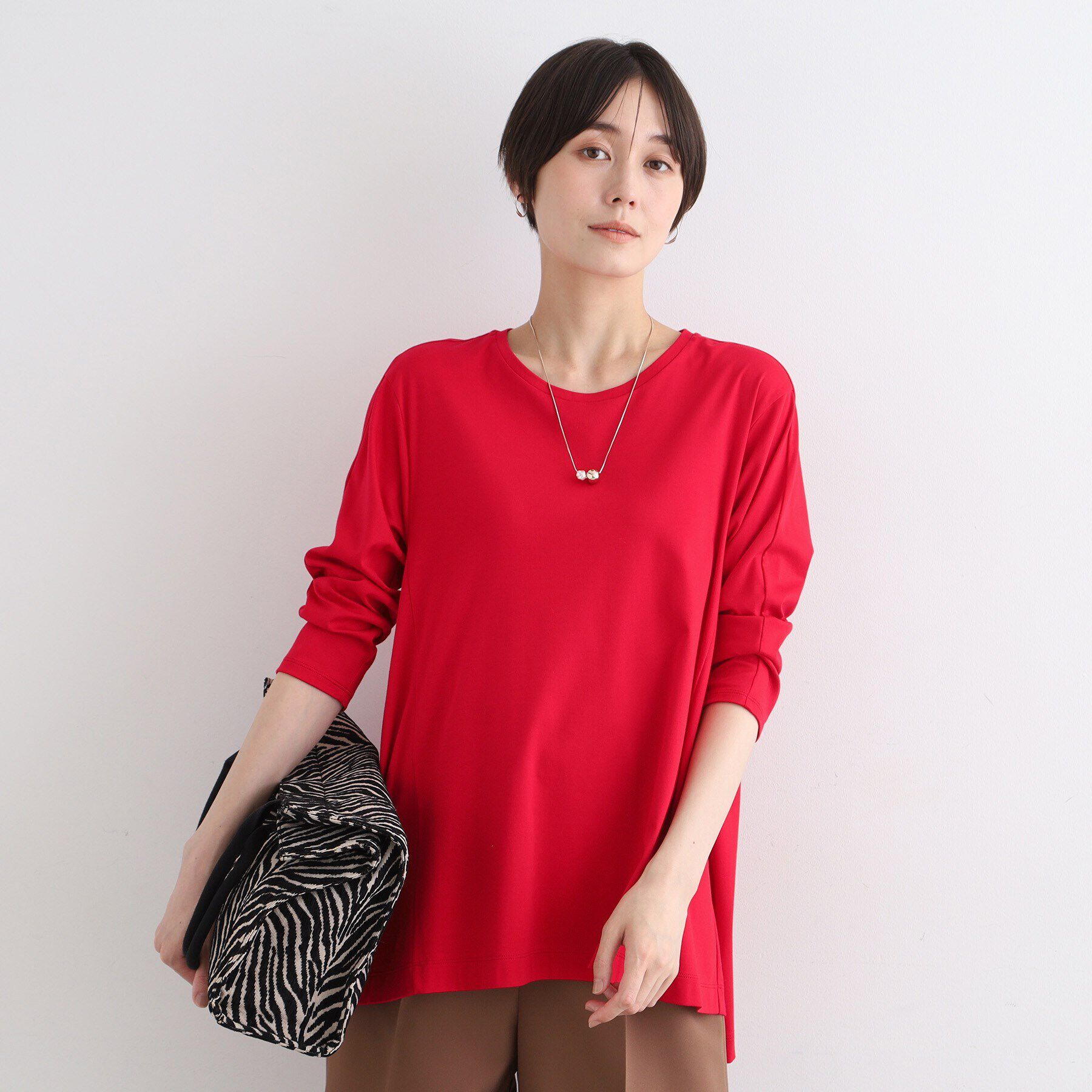 INDIVI「【洗える／キレイめ/日本製】バックフレア ロングTシャツ」|Tシャツ・カットソー|