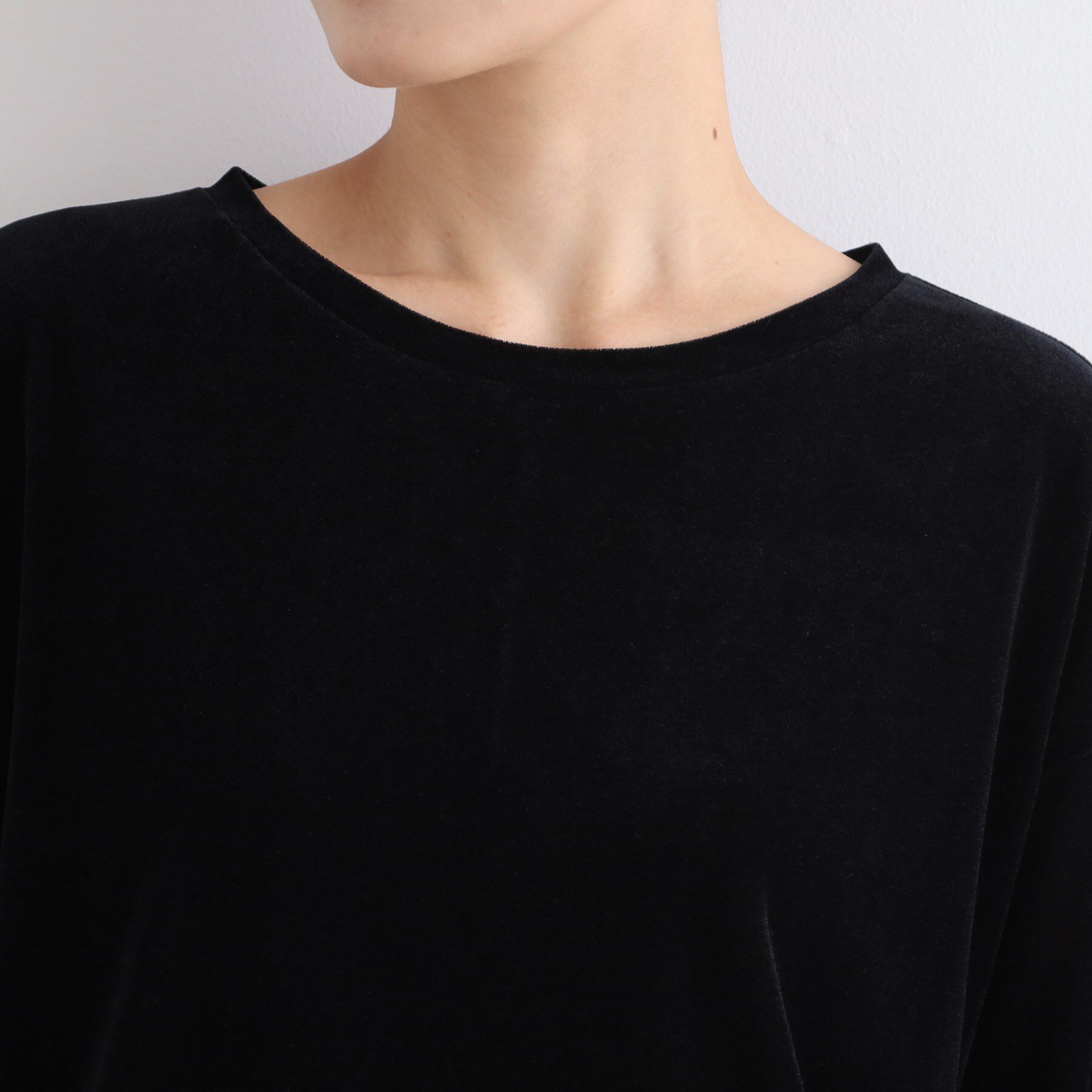 INDIVI「【洗える】コンパクトベロアカットソー」|Tシャツ・カットソー|