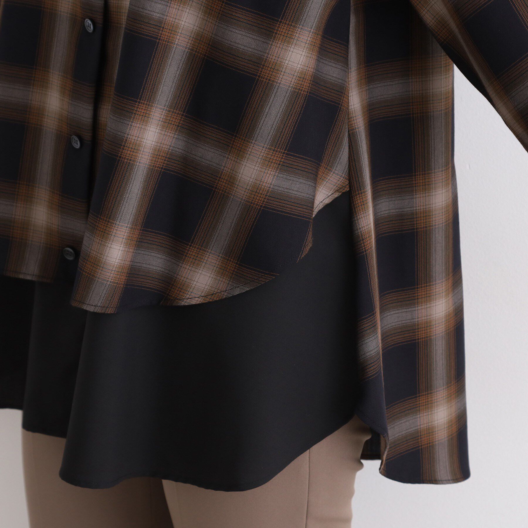 INDIVI「【洗える/チェック柄/UVケア/吸水速乾】レイヤードデザインブラウス」|シャツ・ブラウス|