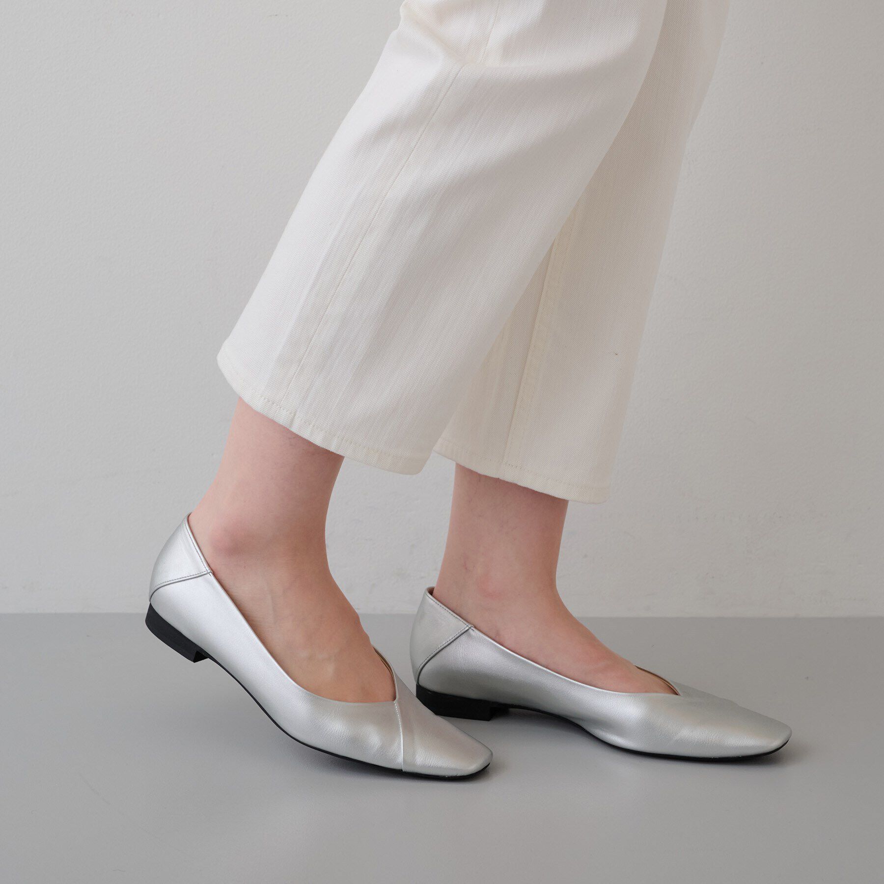 INDIVI「【合皮】スクエアトゥ フラットパンプス」|その他|