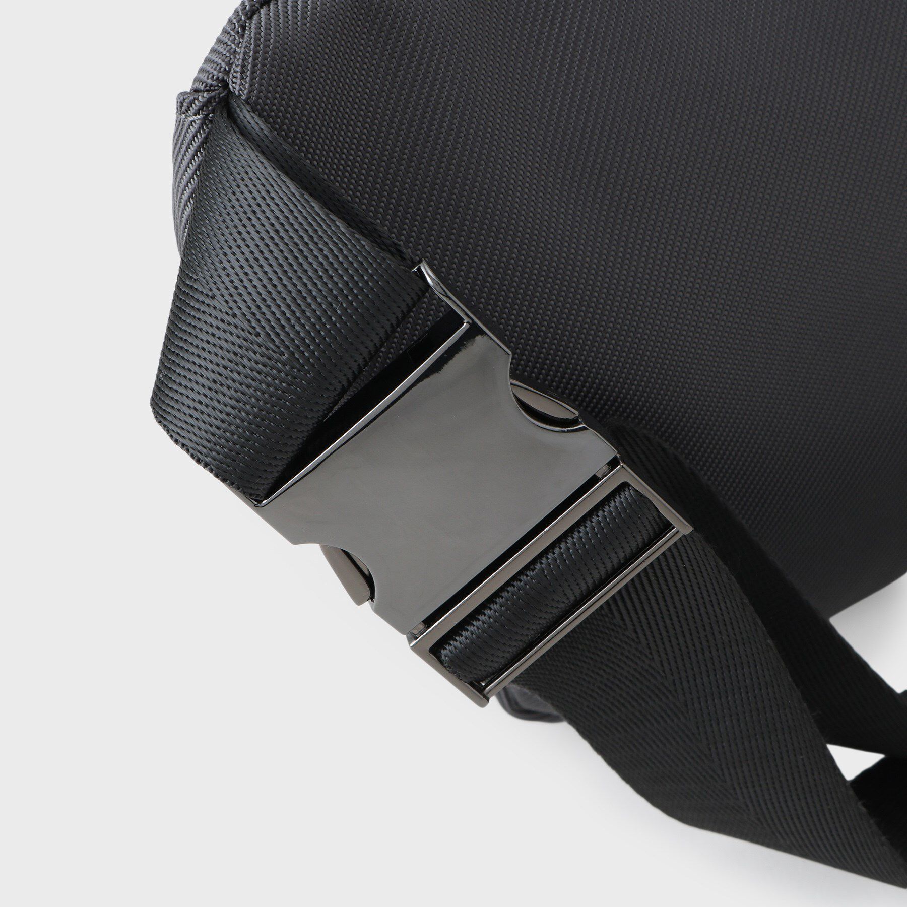 TAKEO KIKUCHI「RedNameスリングショルダーバッグ」|ショルダー・メッセンジャー|