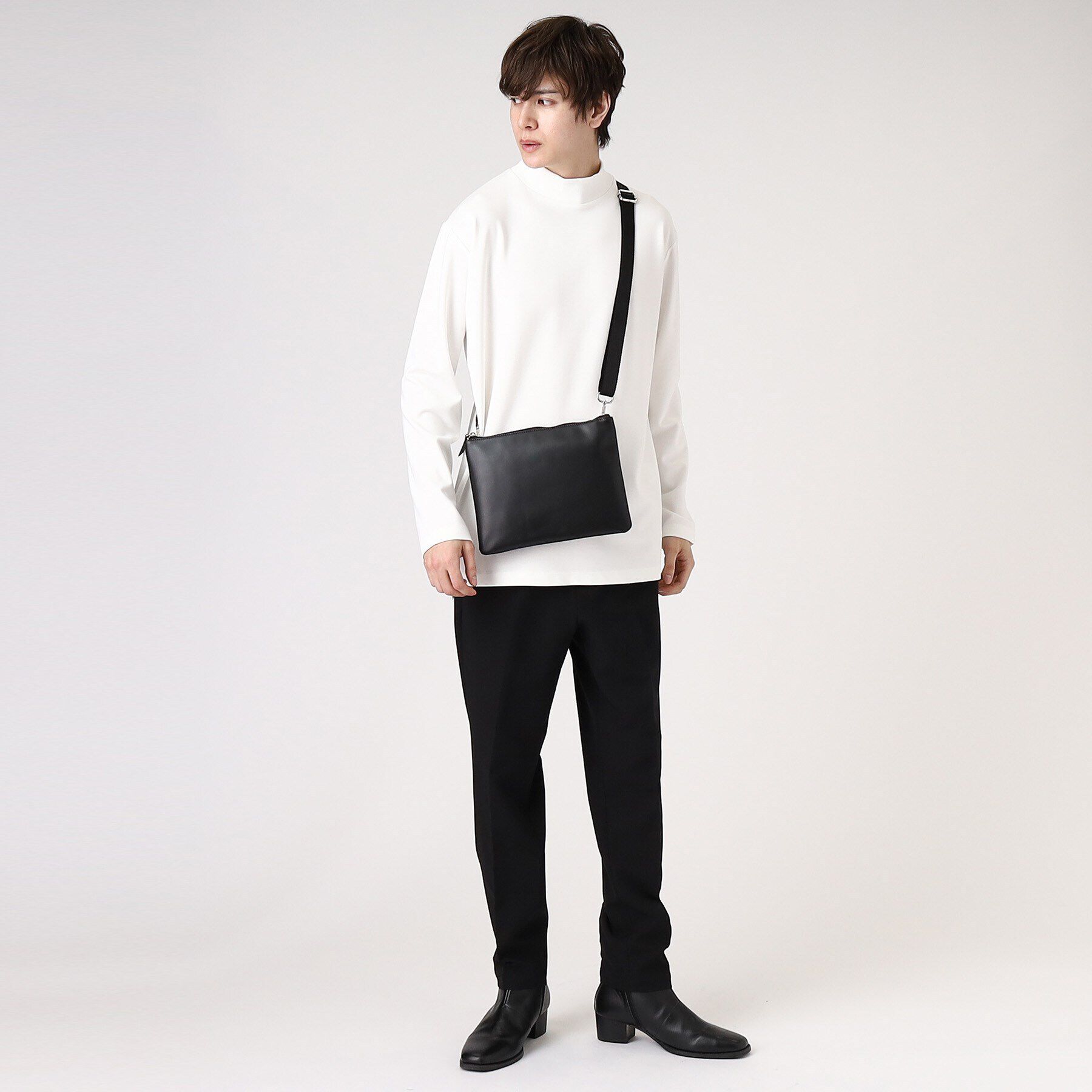 tk.TAKEO KIKUCHI「【WEB限定】レザー2WAYサコッシュバッグ」|ショルダー・メッセンジャー|