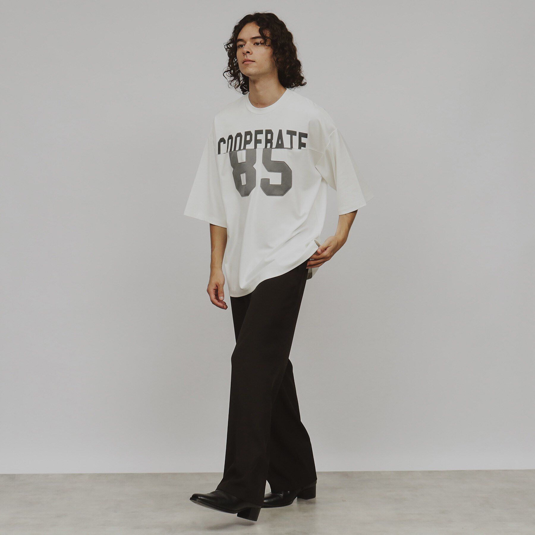 tk.TAKEO KIKUCHI「ナンバリングペイストTシャツ」|Tシャツ・カットソー|