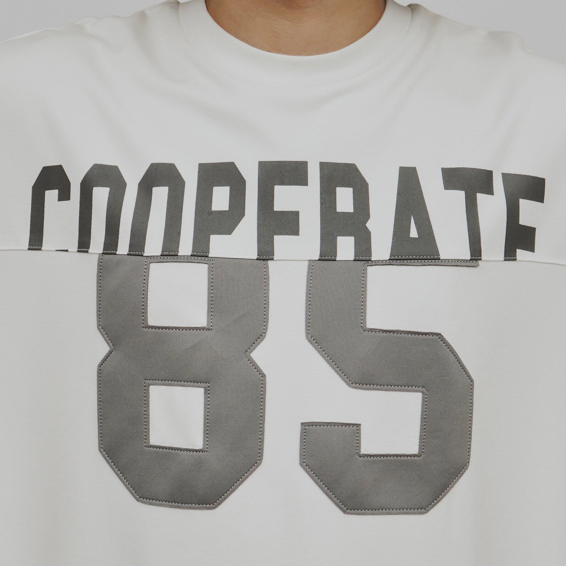 tk.TAKEO KIKUCHI「ナンバリングペイストTシャツ」|Tシャツ・カットソー|