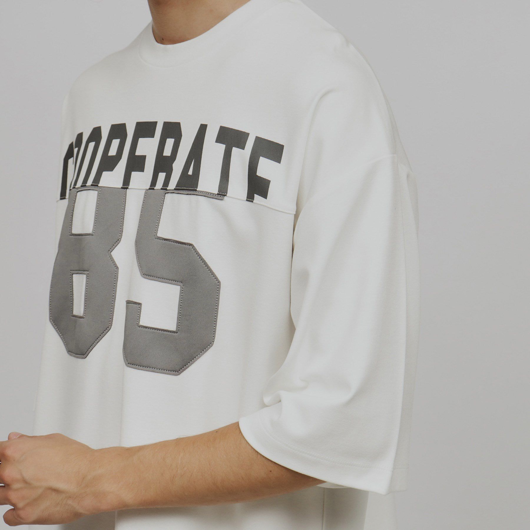 tk.TAKEO KIKUCHI「ナンバリングペイストTシャツ」|Tシャツ・カットソー|