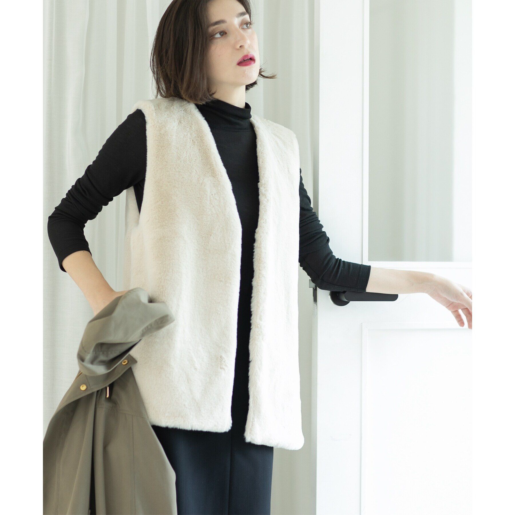 OPAQUE.CLIP「ファーベスト付き マルチWAYマウンテンパーカー【洗濯機洗い可／撥水加工／花粉対応】」|ブルゾン・スタジャン|