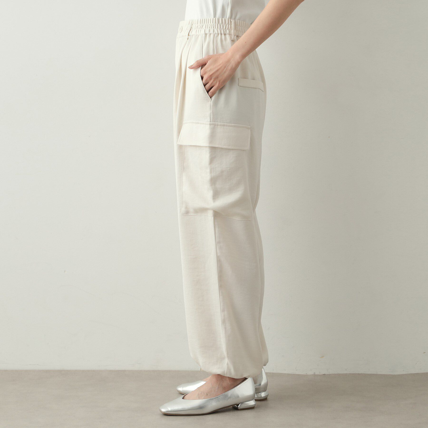 OPAQUE.CLIP「サテンイージーカーゴパンツ【洗濯機洗い可】」|その他|