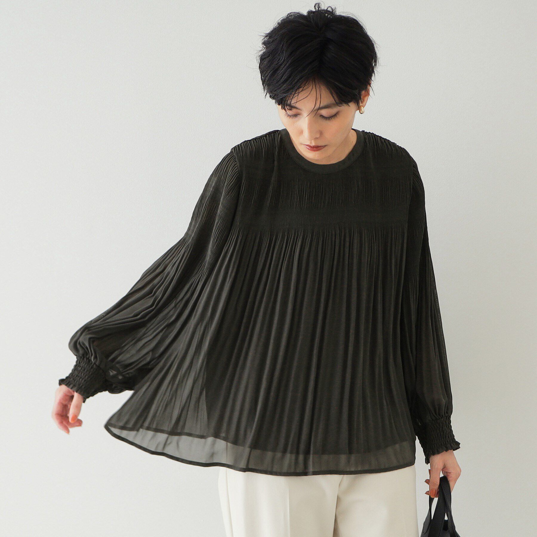 OPAQUE.CLIP「マジョリカブリーツブラウス【洗濯機洗い可】」|シャツ・ブラウス|チャコールグレー(0