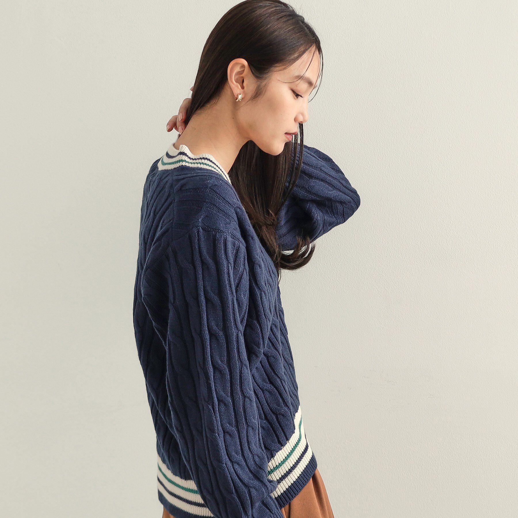 OPAQUE.CLIP「配色ラインチルデンVネックニット【洗濯機洗い可】」|ニット・セーター|