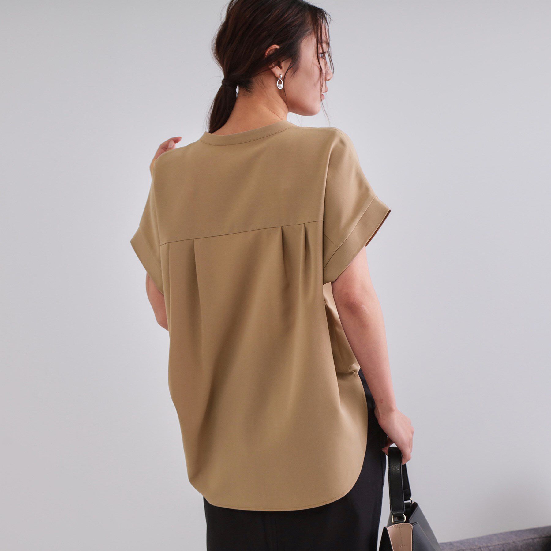 OPAQUE.CLIP「《7色展開/SS-LLサイズ》ストレッチスキッパーブラウス/セットアップ対応【洗濯機洗い可/防シワ】」|シャツ・ブラウス|