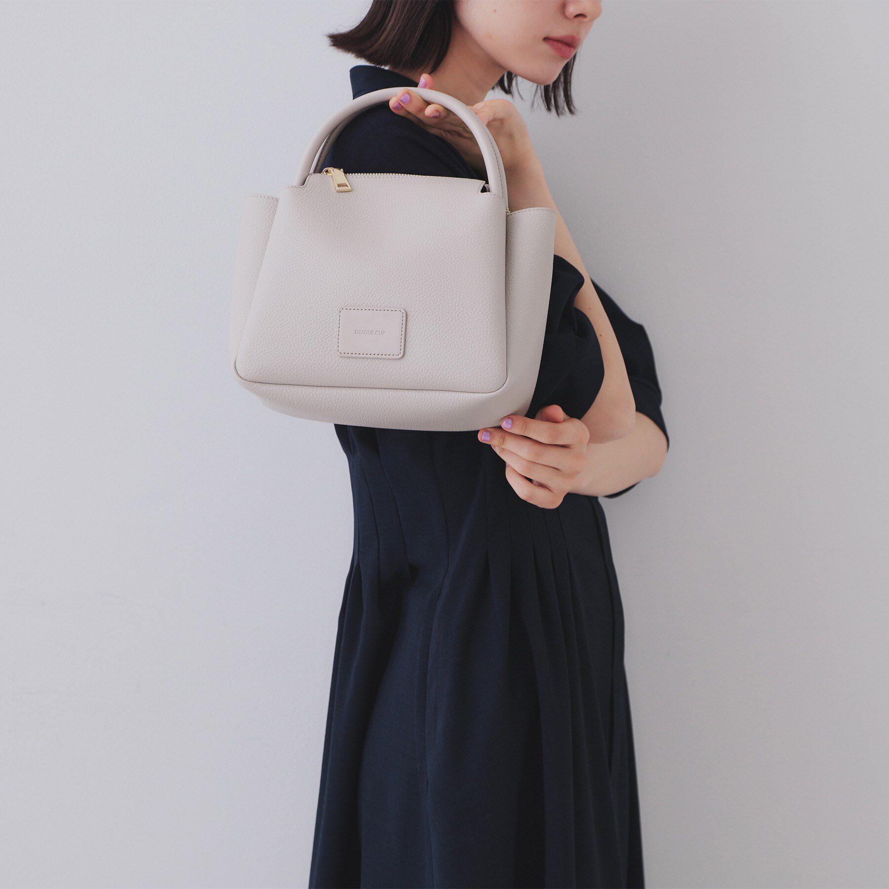 OPAQUE.CLIP「【2WAY】シュリンク合皮ラウンドミニショルダーバッグ」|ショルダー・メッセンジャー|