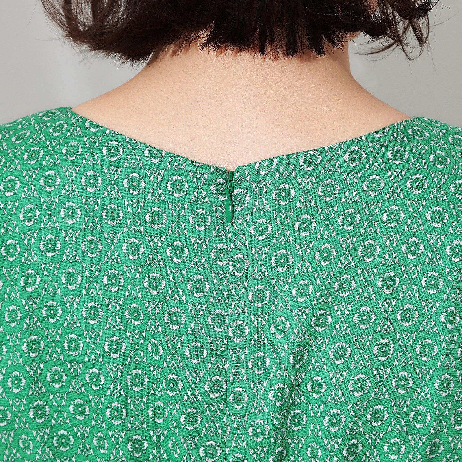 OPAQUE.CLIP「Vネックフィット＆フレアドレス/オーガニックコットン混【洗濯機洗い可】」|ワンピース|