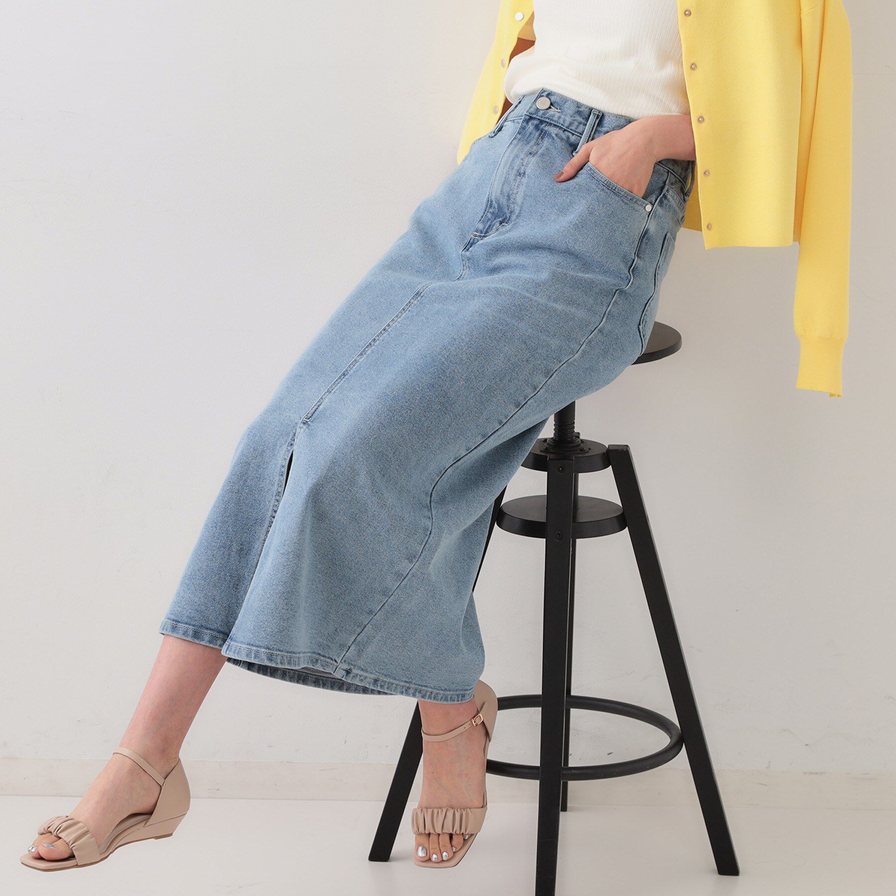 OPAQUE.CLIP「デニムナロースカート【洗濯機洗い可】」|スカート|ブルー(091)