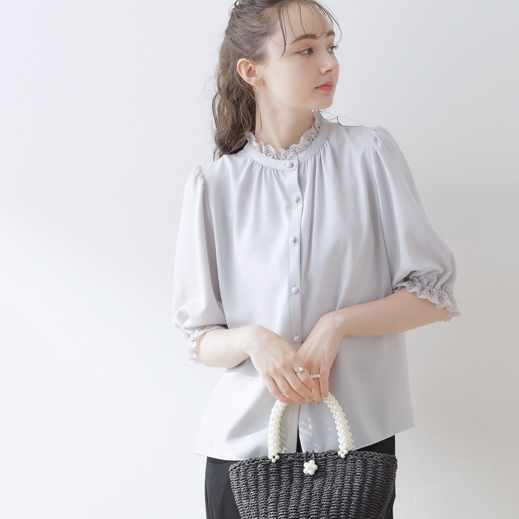 Couture broach「【上品華やか／二の腕カバー】5分袖エンブロレースブラウス」|シャツ・ブラウス|