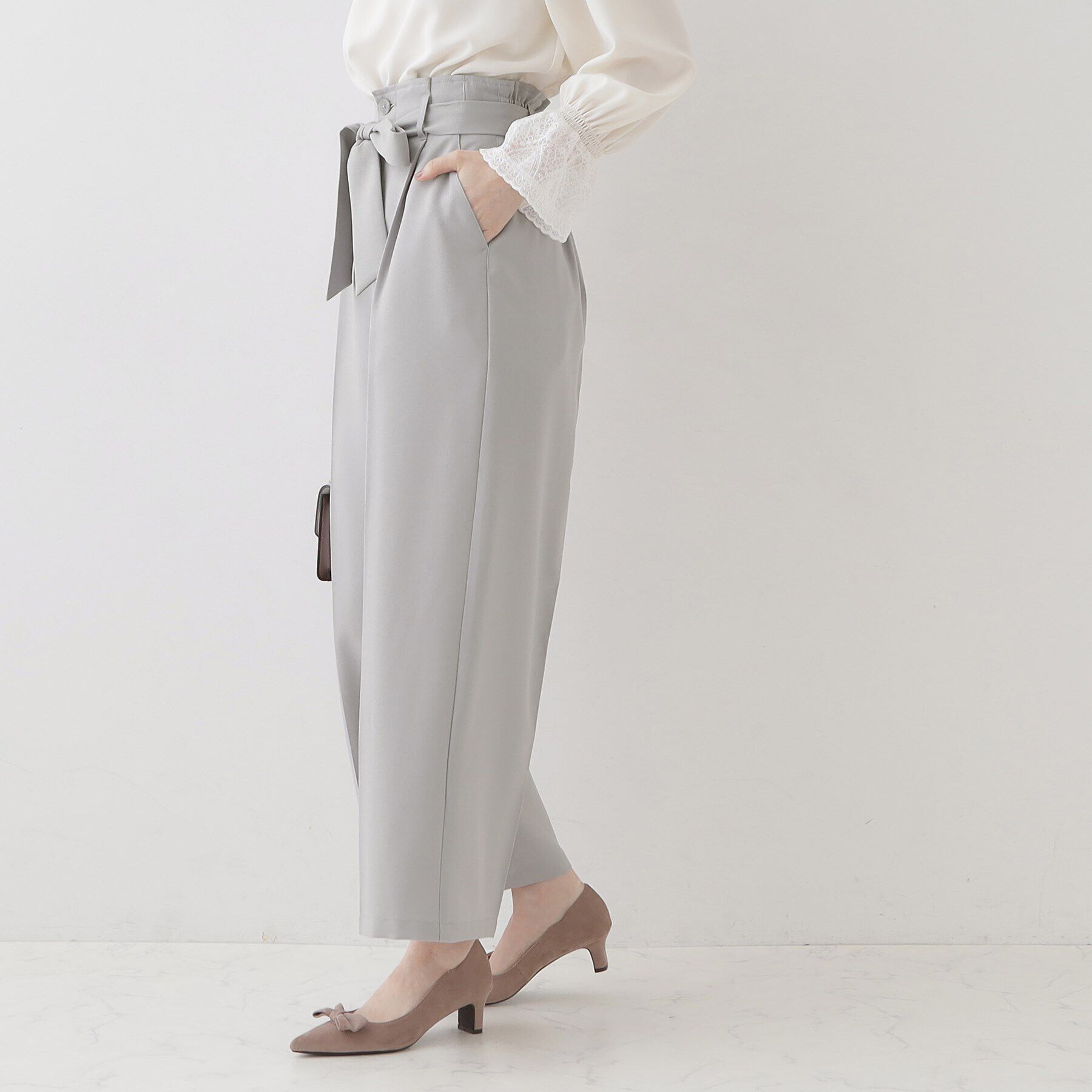 Couture broach「【ほんのりハイウエスト・スッキリ見え】サス付きリボンワイドパンツ」|その他|