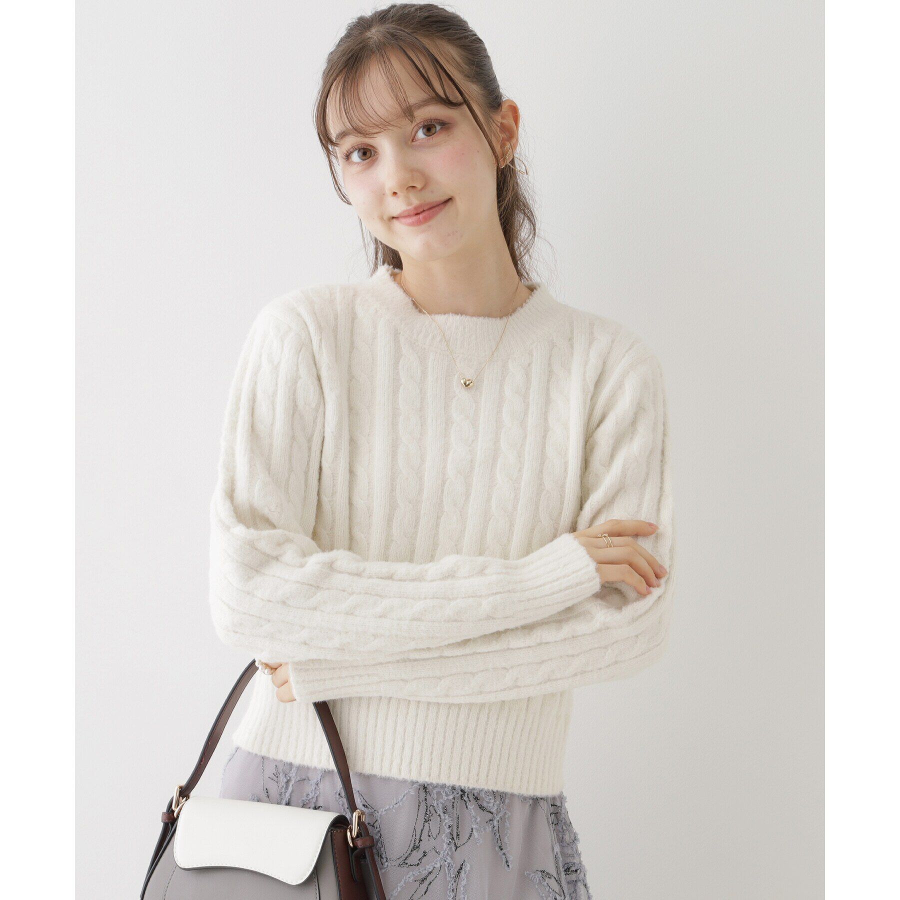 Couture broach「フェザーケーブルニットプルオーバー」|ニット・セーター|ｱｲﾎﾞﾘｰ(004)