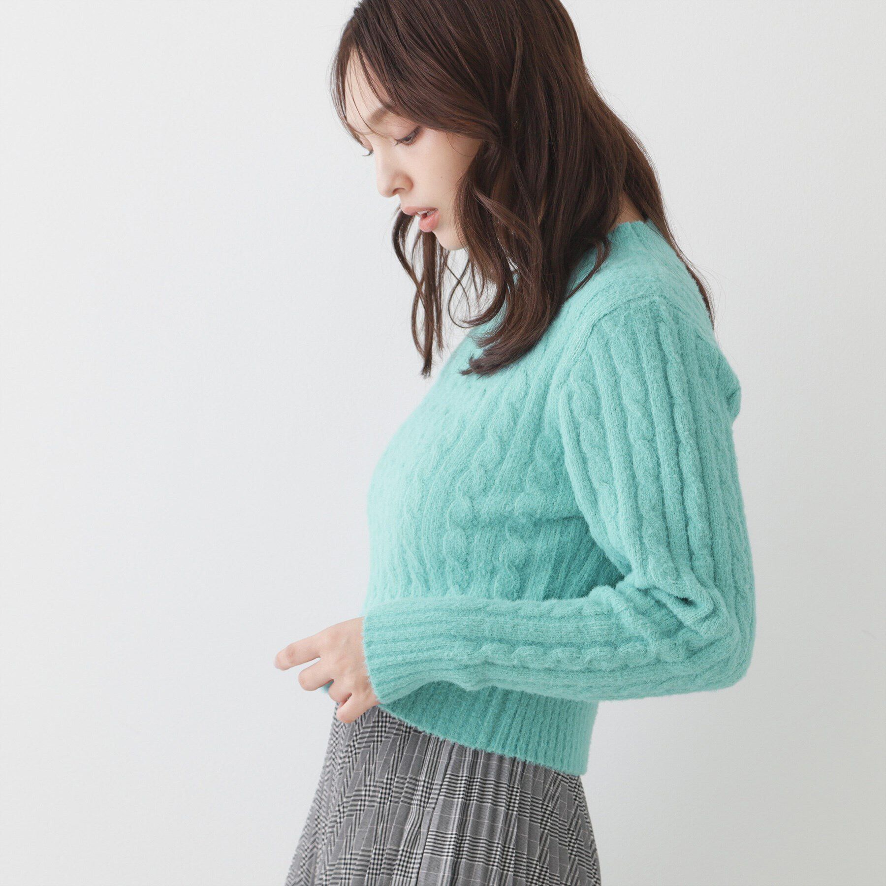 Couture broach「フェザーケーブルニットプルオーバー」|ニット・セーター|