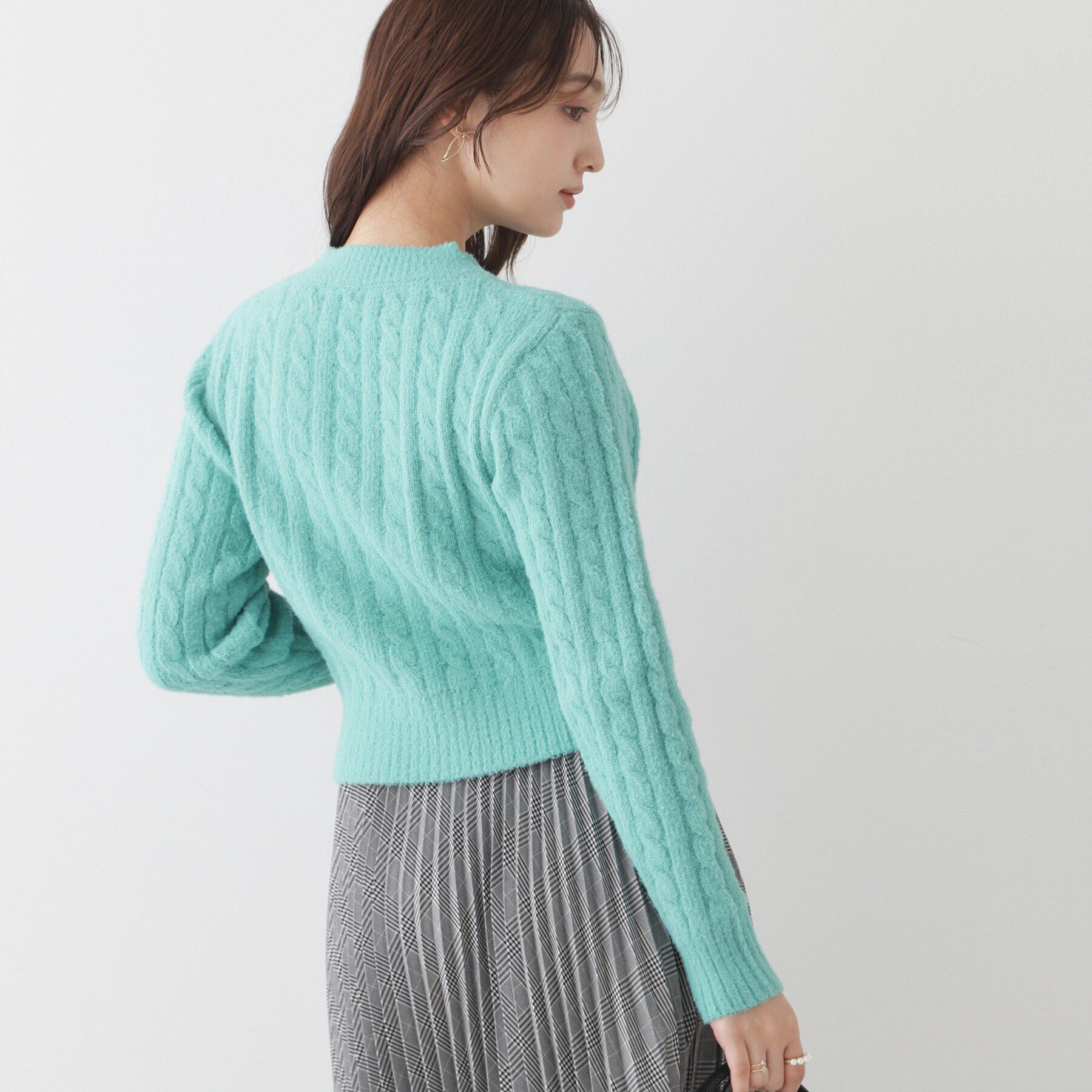 Couture broach「フェザーケーブルニットプルオーバー」|ニット・セーター|