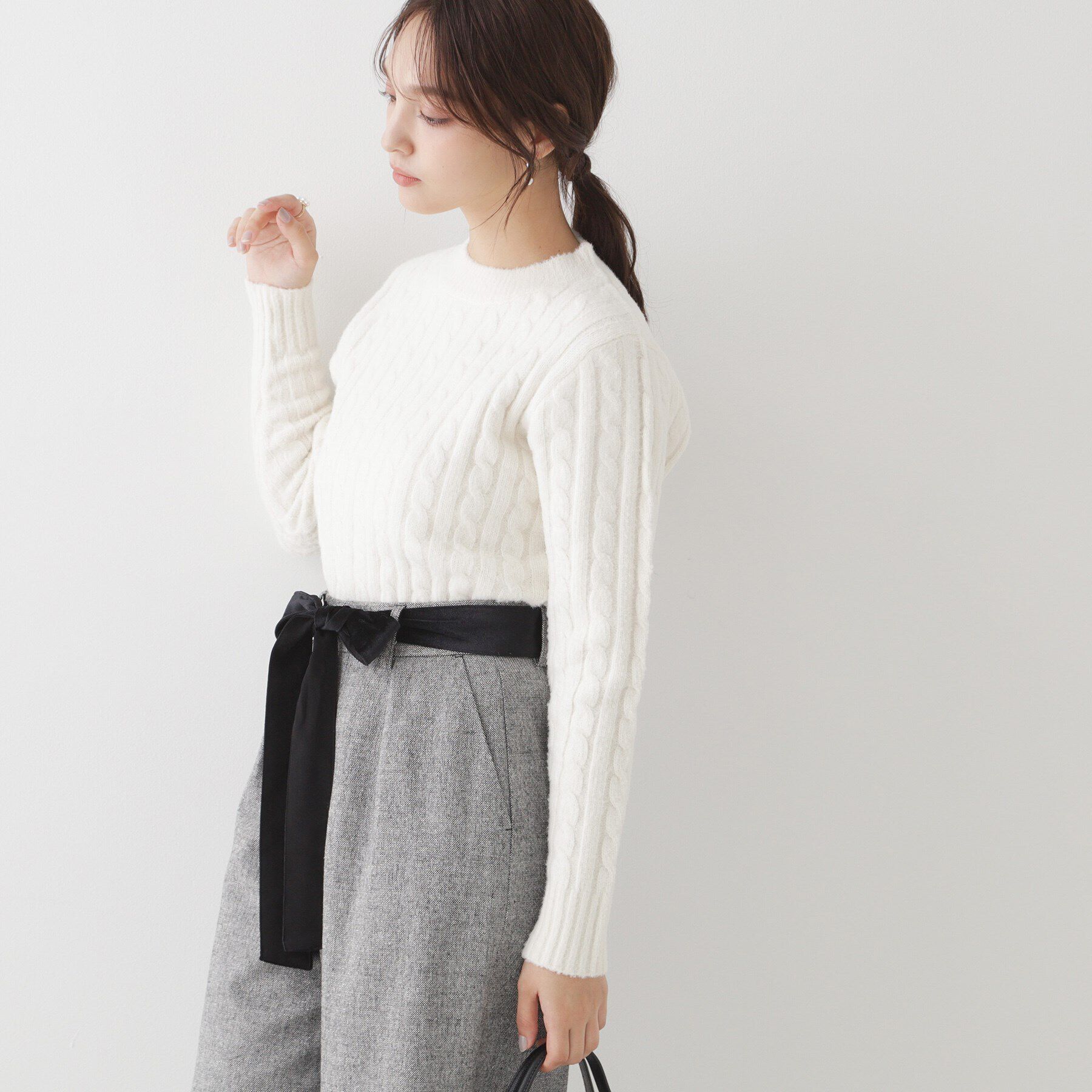 Couture broach「フェザーケーブルニットプルオーバー」|ニット・セーター|