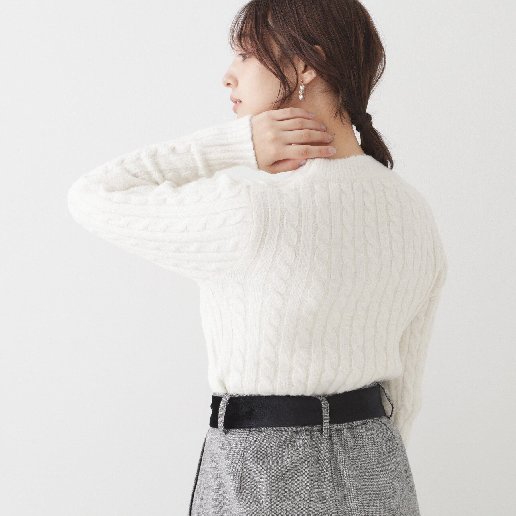 Couture broach「フェザーケーブルニットプルオーバー」|ニット・セーター|