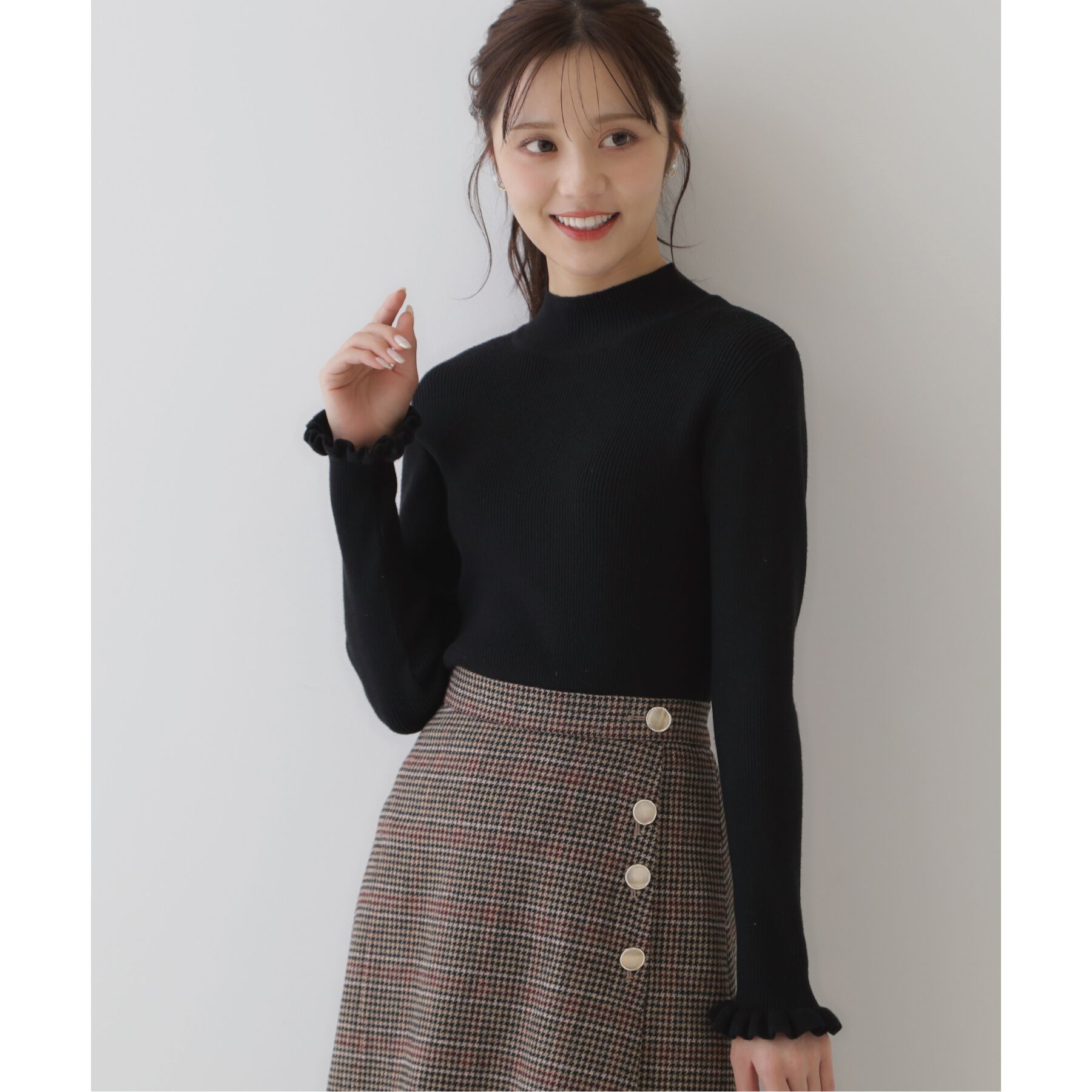 Couture broach「【プチプラ・フェミニンもカジュアルも】サステナブル　バックパール調プチフリルリブ」|ニット・セーター|