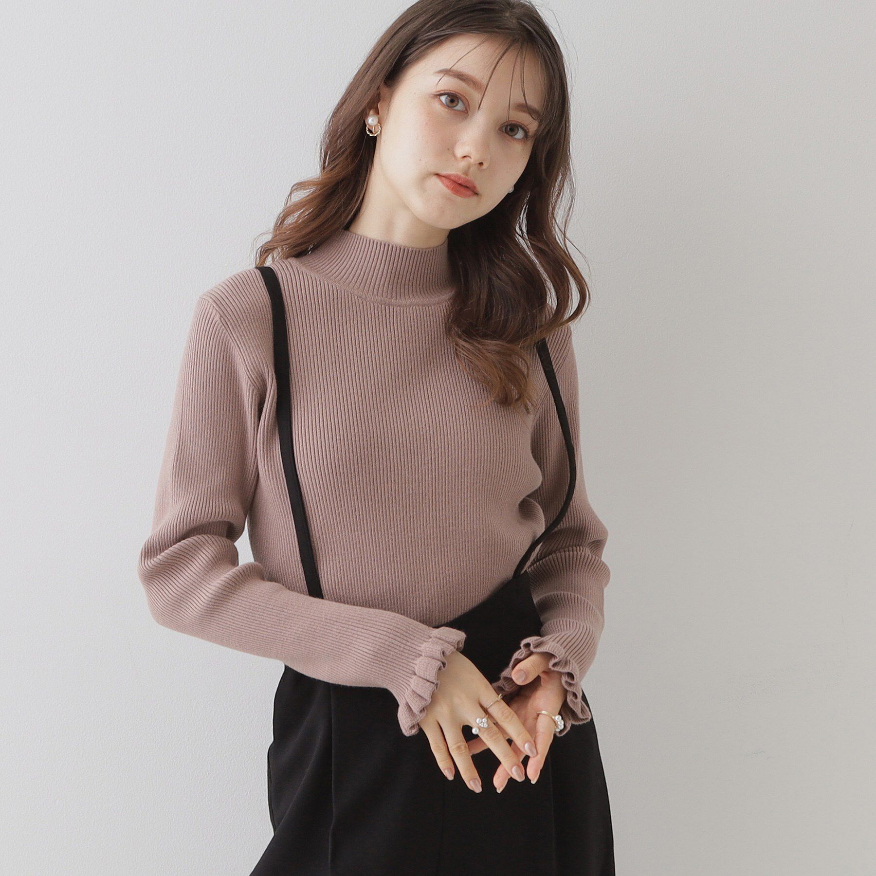 Couture broach「【プチプラ・フェミニンもカジュアルも】サステナブル　バックパール調プチフリルリブ」|ニット・セーター|