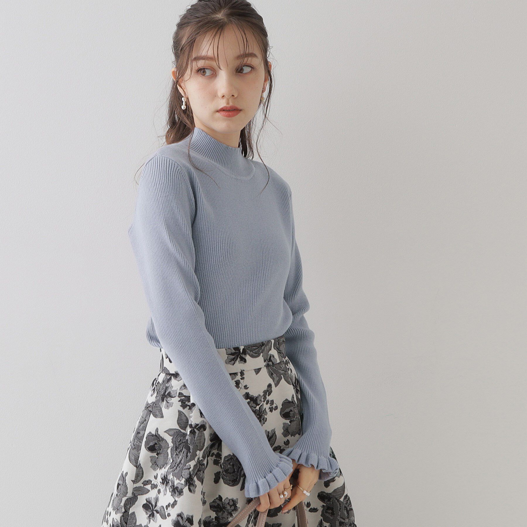 Couture broach「【プチプラ・フェミニンもカジュアルも】サステナブル　バックパール調プチフリルリブ」|ニット・セーター|