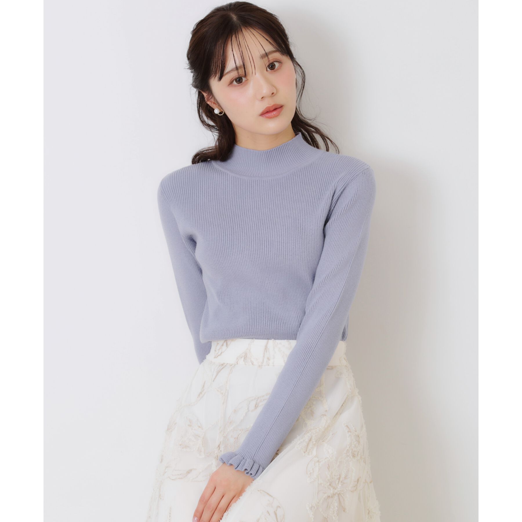 Couture broach「【プチプラ・フェミニンもカジュアルも】サステナブル　バックパール調プチフリルリブ」|ニット・セーター|