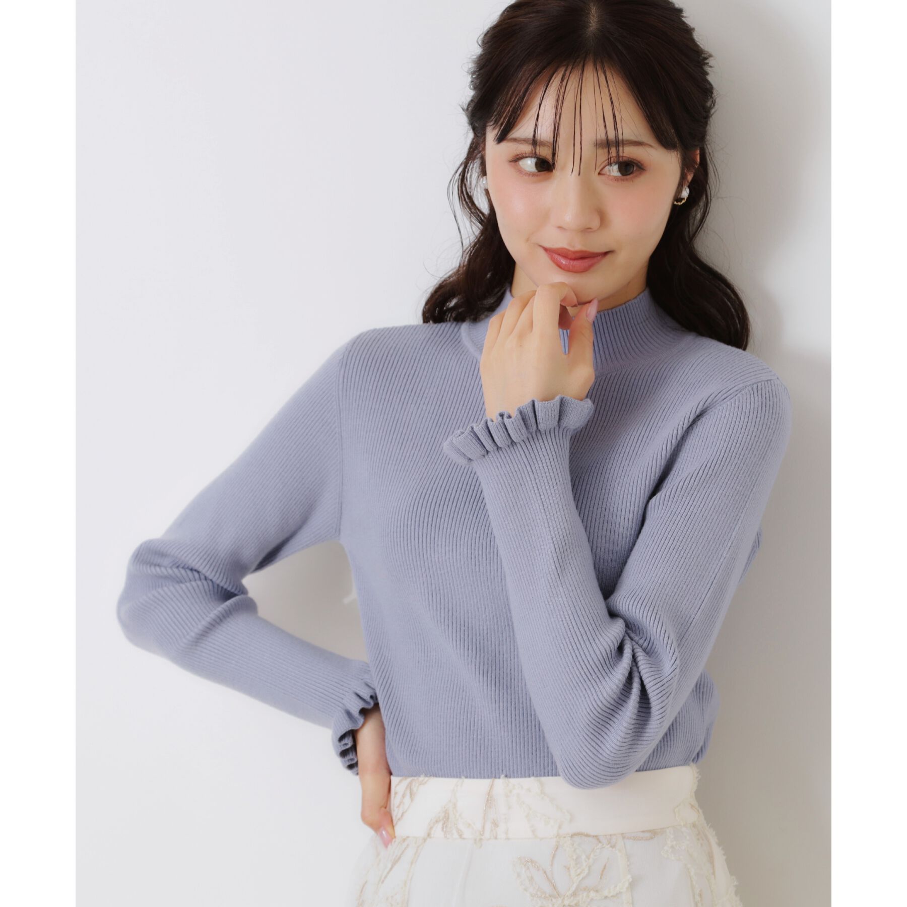 Couture broach「【プチプラ・フェミニンもカジュアルも】サステナブル　バックパール調プチフリルリブ」|ニット・セーター|