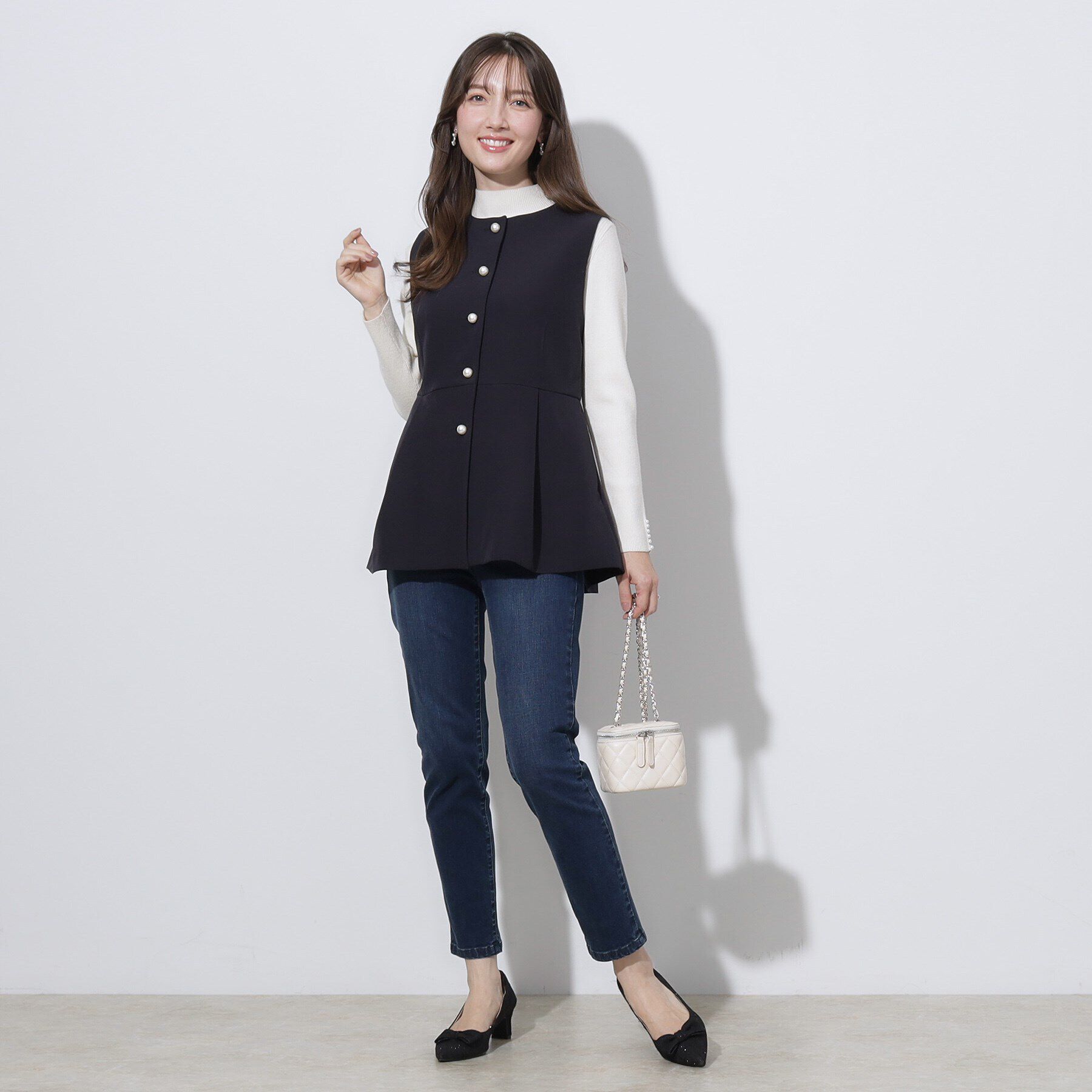 Couture broach「【セレモニーシーン/ON・OFF使える】ダブルクロスペプラムジレ」|ベスト・ジレ|